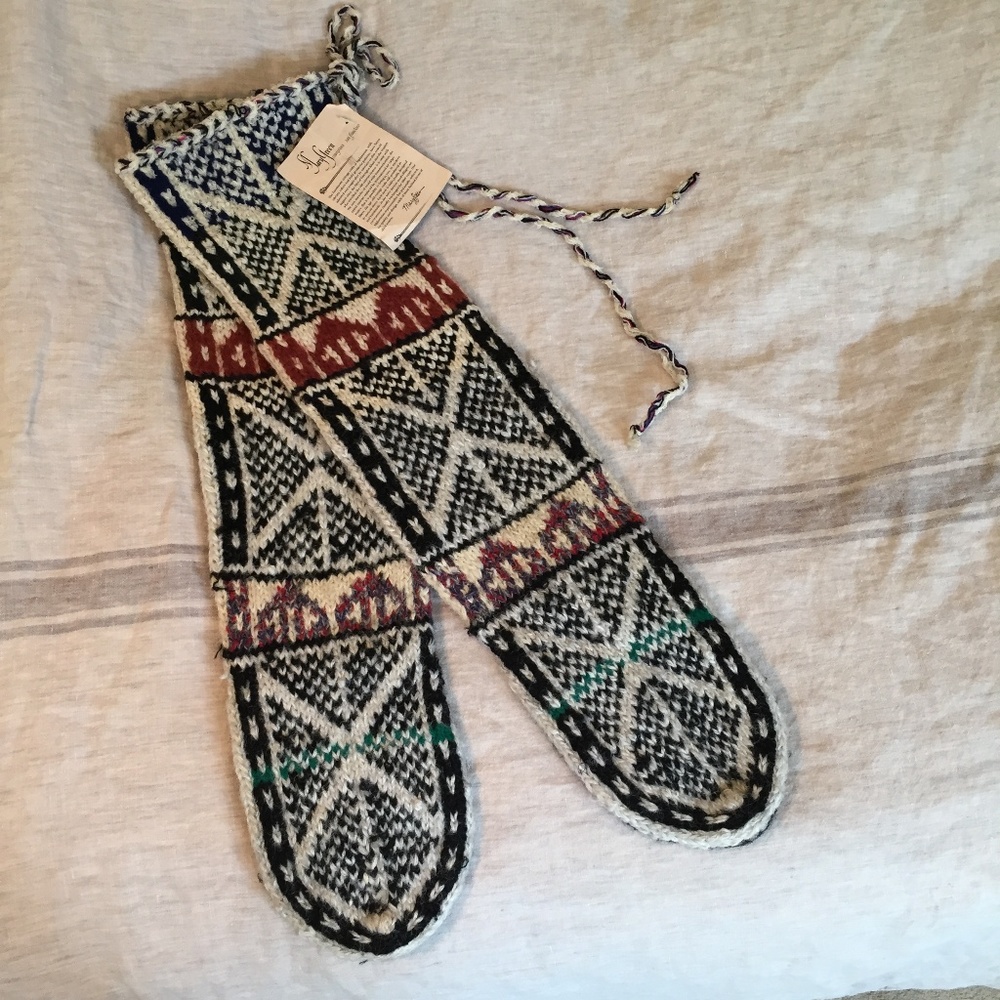 NWT Mary Green handmade slippers